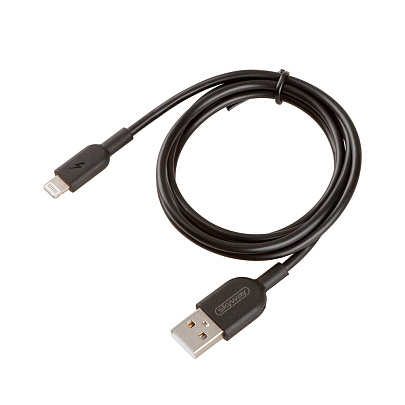  Кабель USB - Lightning 10W 2A SKYWAY черный в пакете 1м 