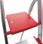 Стремянка алюминиевая 6 ступеней, высота платформы 129см, макс. нагр. 225кг., Новая высота Стремянка алюминиевая 6 ступеней, высота платформы 129см, макс. нагр. 225кг., Новая высота