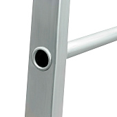 Стремянка алюминиевая 7 ступеней, высота платформы 151см, макс. нагр. 225кг., Новая высота Стремянка алюминиевая 7 ступеней, высота платформы 151см, макс. нагр. 225кг., Новая высота