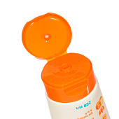 Крем для лица и тела WEIS 200мл SPF50 солнцезащитный Крем для лица и тела WEIS 200мл SPF50 солнцезащитный