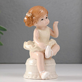 Сувенир керамика "Малышка-балерина в жёлтом платье, на пуфике" 5,8х5,7х10 см 9720766 Сувенир керамика "Малышка-балерина в жёлтом платье, на пуфике" 5,8х5,7х10 см 9720766