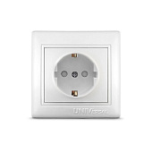 Розетка 1-м защ. шторки с/з бел.(С0049)/UNIVersal Севиль Розетка 1-м защ. шторки с/з бел.(С0049)/UNIVersal Севиль