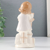 Сувенир керамика "Девочка в платьице, держит мягкого медведя" 5,5х5х12,5 см 9720769 Сувенир керамика "Девочка в платьице, держит мягкого медведя" 5,5х5х12,5 см 9720769