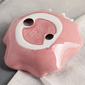 Блюдо керамическое «Голубки на цветке», 14?14 см, цвет розовый 4320854 Блюдо керамическое «Голубки на цветке», 14?14 см, цвет розовый 4320854