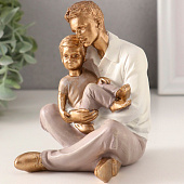 Фигурка полистоун «Папа держит сына на руках», 10?8?12 см Фигурка полистоун «Папа держит сына на руках», 10?8?12 см