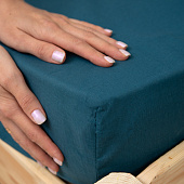 Простыня на резинке 160х200 Цвет Эмоций поплин, 100% хлопок (Голубая сталь) Простыня на резинке 160х200 Цвет Эмоций поплин, 100% хлопок (Голубая сталь)