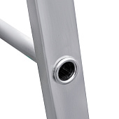 Стремянка алюминиевая 4 ступени, высота платформы 81см, макс. нагр. 180кг., Новая высота Стремянка алюминиевая 4 ступени, высота платформы 81см, макс. нагр. 180кг., Новая высота