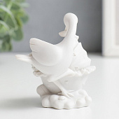 Фигурка полистоун "Аист с малышом" 7,5х5х6,2 см 1541439 Фигурка полистоун "Аист с малышом" 7,5х5х6,2 см 1541439