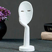 Фигурка «Маска в руках», фигурка гипс, белая 20 см Фигурка «Маска в руках», фигурка гипс, белая 20 см