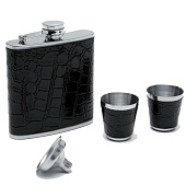 Подарочный набор Черный крокодил 4 в 1: фляжка 180 мл, воронка, 2 рюмки 238560 Подарочный набор Черный крокодил 4 в 1: фляжка 180 мл, воронка, 2 рюмки 238560