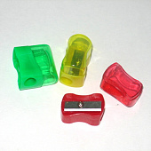 Точилка 1отв. deVENTE пластм. прямоуг. с контейнером (48/1440) /4071311/ Точилка 1отв. deVENTE пластм. прямоуг. с контейнером (48/1440) /4071311/