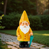Садовая фигура из полистоуна «Гном в дождевике», 19?7?10 см Садовая фигура из полистоуна «Гном в дождевике», 19?7?10 см