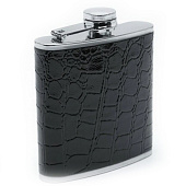 Подарочный набор Черный крокодил 4 в 1: фляжка 180 мл, воронка, 2 рюмки 238560 Подарочный набор Черный крокодил 4 в 1: фляжка 180 мл, воронка, 2 рюмки 238560