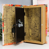 Сейф-книга Красивая девушка, 21х13х5 см, дерево, кожзам, 9079004 Сейф-книга Красивая девушка, 21х13х5 см, дерево, кожзам, 9079004