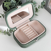 Шкатулка для украшений кожзам Зелёная комбинированная 4,5х10х15 см 4768201 Шкатулка для украшений кожзам Зелёная комбинированная 4,5х10х15 см 4768201