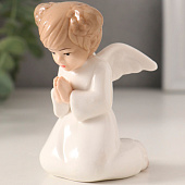Фигурка керамика «Ангел-девочка с хвостиками: молитва», 8.5?6?6.5 см Фигурка керамика «Ангел-девочка с хвостиками: молитва», 8.5?6?6.5 см