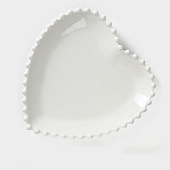 Тарелка Magistro «Сердце», d=30 см, белая 5799700 Тарелка Magistro «Сердце», d=30 см, белая 5799700