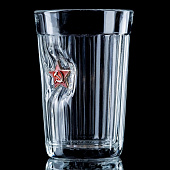 Стакан граненый "Непробиваемый." со звездой 250 мл 6755604 Стакан граненый "Непробиваемый." со звездой 250 мл 6755604