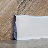 Плинтус Деконика (под проводку) Белый матовый 70мм 2.2м Плинтус Деконика (под проводку) Белый матовый 70мм 2.2м