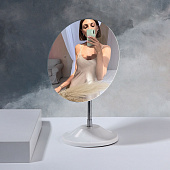 Зеркало настольное WHITE 13,5х16,2/13,5х27см б/увел бел к/кор накл QF 1390040 Зеркало настольное WHITE 13,5х16,2/13,5х27см б/увел бел к/кор накл QF 1390040