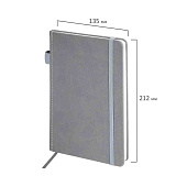  Блокнот А5 135x212мм BRAUBERG Edge, под кожу, резинка, держатель, 80л, клетка, серый, 117146 