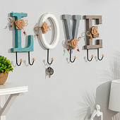 Крючки для одежды декоративные TAKE IT EASY «Love — буква с крючком» 7381522 Крючки для одежды декоративные TAKE IT EASY «Love — буква с крючком» 7381522