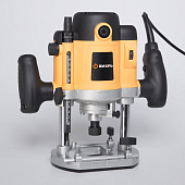 Фрезерная машина ВИХРЬ ФМ-1900, 1900Вт, 6000-23000об/мин Фрезерная машина ВИХРЬ ФМ-1900, 1900Вт, 6000-23000об/мин