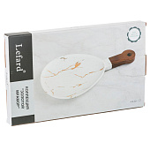 Блюдо для сервировки с деревянной ручкой коллекция "Золотой мрамор" WHITE 30,7х18,4х2,4 см 412-121 Блюдо для сервировки с деревянной ручкой коллекция "Золотой мрамор" WHITE 30,7х18,4х2,4 см 412-121