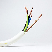 Провод ПВС 4х1.5 (на отрез) Провод ПВС 4х1.5 (на отрез)