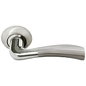Ручка дверная RUCETTI RAP19 SN/CP бел.ник/хром Ручка дверная RUCETTI RAP19 SN/CP бел.ник/хром